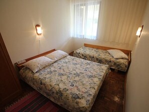 Apartment, 2 Bedrooms, Balcony | 2 bedrooms, bed sheets