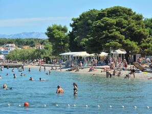 Appartement, 2 chambres, balcon | Plage