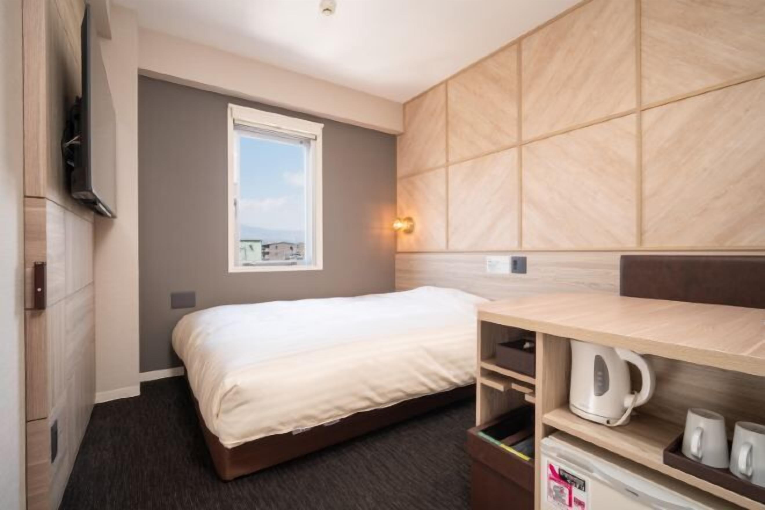 Accès au Wi-Fi (inclus), literie fournie