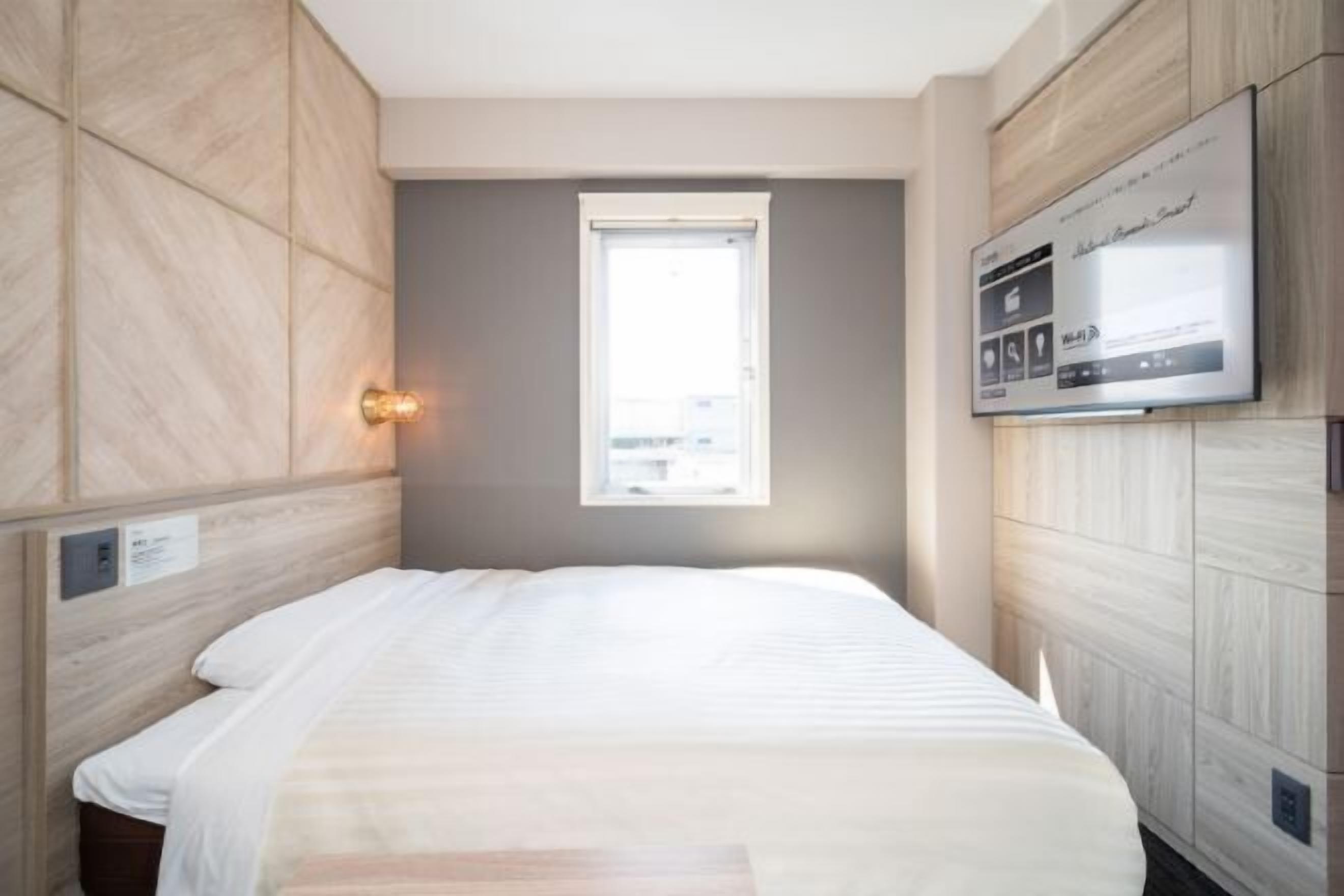 Accès au Wi-Fi (inclus), literie fournie