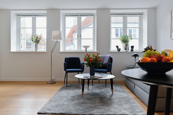 Apartamento, 1 quarto, sacada | Sala de estar