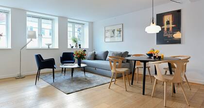 Lovely 1-bedroom Apartment in the 18th Century Building in Downtown Copenhagen