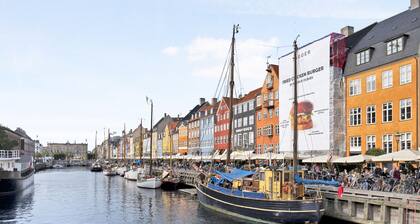 Sanders Stage - Chic 3-bdr Apt Near Nyhavn