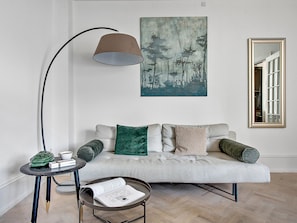 Appartement, 3 chambres, vue ville | Salle de séjour