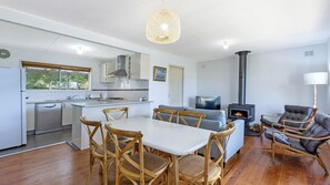 Interior - Willan - 43 Powling Street (Port Fairy)