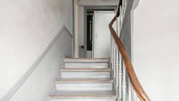 Apartment, 4 Bedrooms, City View | Front of property