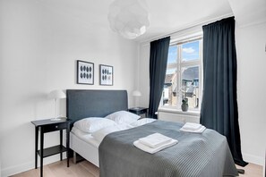 2 bedrooms