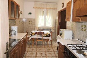 Apartment, 3 Bedrooms, Balcony, Garden View | Dining - Barbara's 3 Bedroom Apartment (Liznjan)