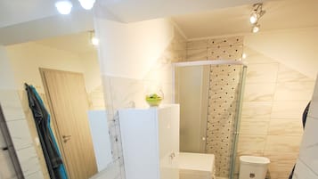 ์ํํธ (Wellness with hot tub&sauna) | ์์ค | ์ค์ ์์ค, ํค์ด๋๋ผ์ด์ด, ํ์