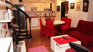 Apartment, 3 Bedrooms, Balcony, City View | Living room | TV - Cozy Apartment Dijana (Pula)