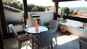 Apartment, 3 Bedrooms, Balcony, City View | Property grounds - Cozy Apartment Dijana (Pula)