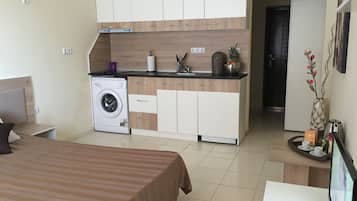 Fridge, electric kettle