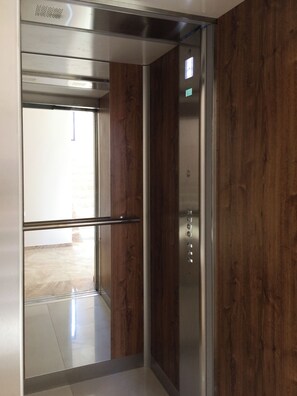 Chambre, 1 chambre, fumeurs, piscine privée | Intérieur