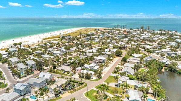 Unclassified image, 1 of 38, button