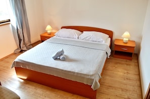 2 habitaciones, wifi y ropa de cama