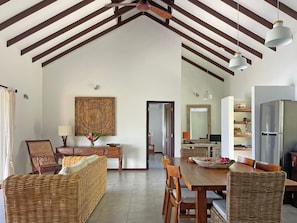 Dining - Chalet Bougainville
Two-Bedroom Villa with Ocean View (BOUGAINVILLE)