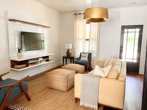 Living area - Hill Country Jewel 35 minutes from Fredericksburg  (Mason)