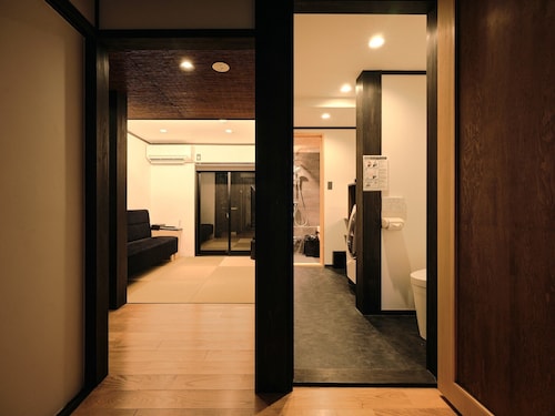 Tsumugi Shichijokagiyacho