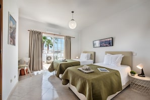 3 bedrooms, in-room safe, iron/ironing board, free WiFi
