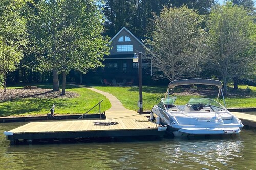 Lakefront House with Private Dock + Fire Pit!