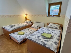 2 bedrooms, desk, free WiFi, bed sheets - Apartment Crystal Rose (Kranjska Gora)
