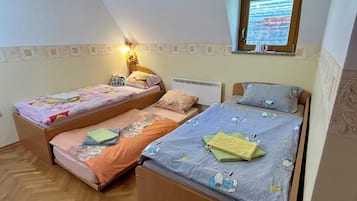 Classic Apartment (Two Bedroom Apartment) | 2 bedrooms, desk, free WiFi, bed sheets