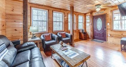 BLUE CREEK SHOALS | HOT TUB, SAUNA, & GAME ROOM