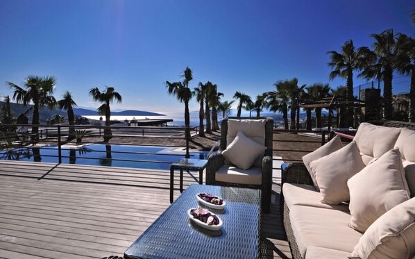 Maestro Villa | Terraza o patio