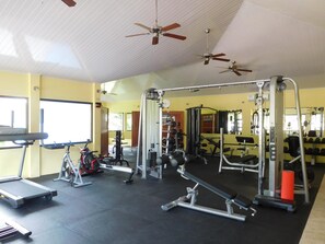 Fitness facility - Hostal Casa Las Lajas - Hostel (Lajas Adentro)