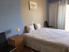 1 habitación y caja de seguridad en la habitación 