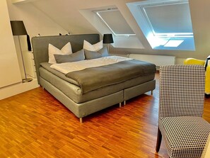 1 chambre, fer et planche à repasser, lit parapluie, Wi-Fi gratuit