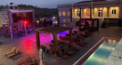 Rock City Hotel