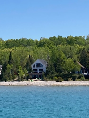 New, Little Traverse Bay water front, bike ride to Bay Harbor Resort 