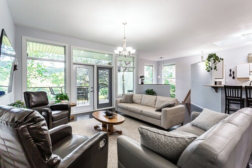 Tranquil & Private- View of the River at Paradise Canyon Golf Resort  Sleeps 9+