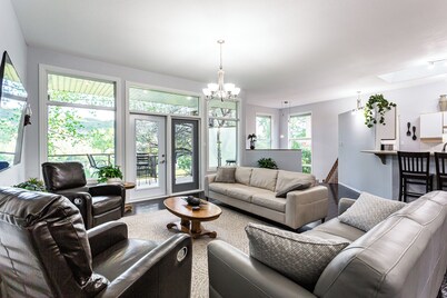 Tranquil & Private- View of the River at Paradise Canyon Golf Resort  Sleeps 9+
