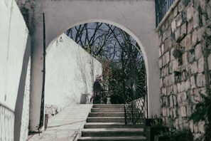Traditional Single Room | Terrace/patio - Meson Verde Oscuro (Parras)