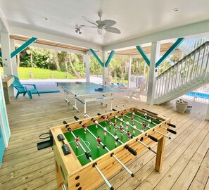Property grounds - Hidden Treasure - near Beach-Pool- Basketball - Dock available - 10% off weekly! (Captiva)