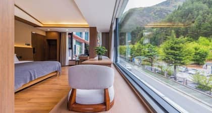 Guishan Business Hotel (Shuangqiaogou Scenic Area Branch), Siguniang Mountain