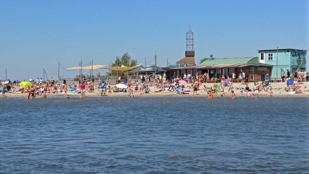 ใกล้ชายหาด
