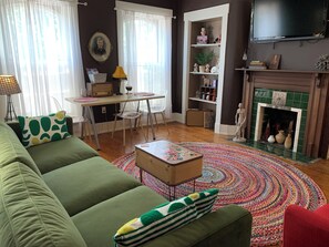 Smart TV y biblioteca musical 