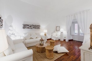 Living area - TOP CHARM (Roma)