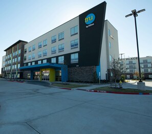 Exterior - Tru by Hilton The Colony Dallas (The Colony)