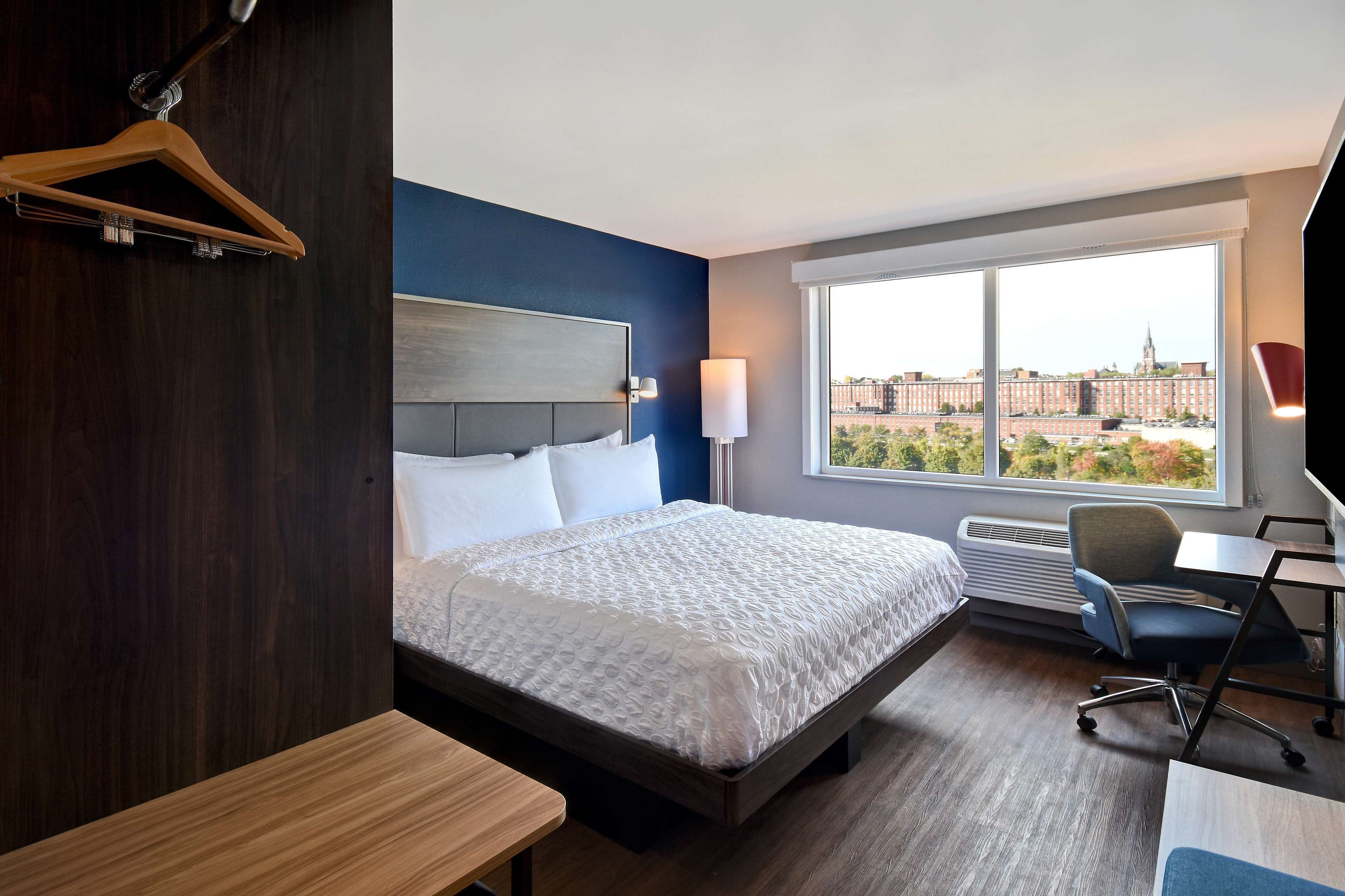 1 bedroom, desk, laptop workspace, blackout curtains