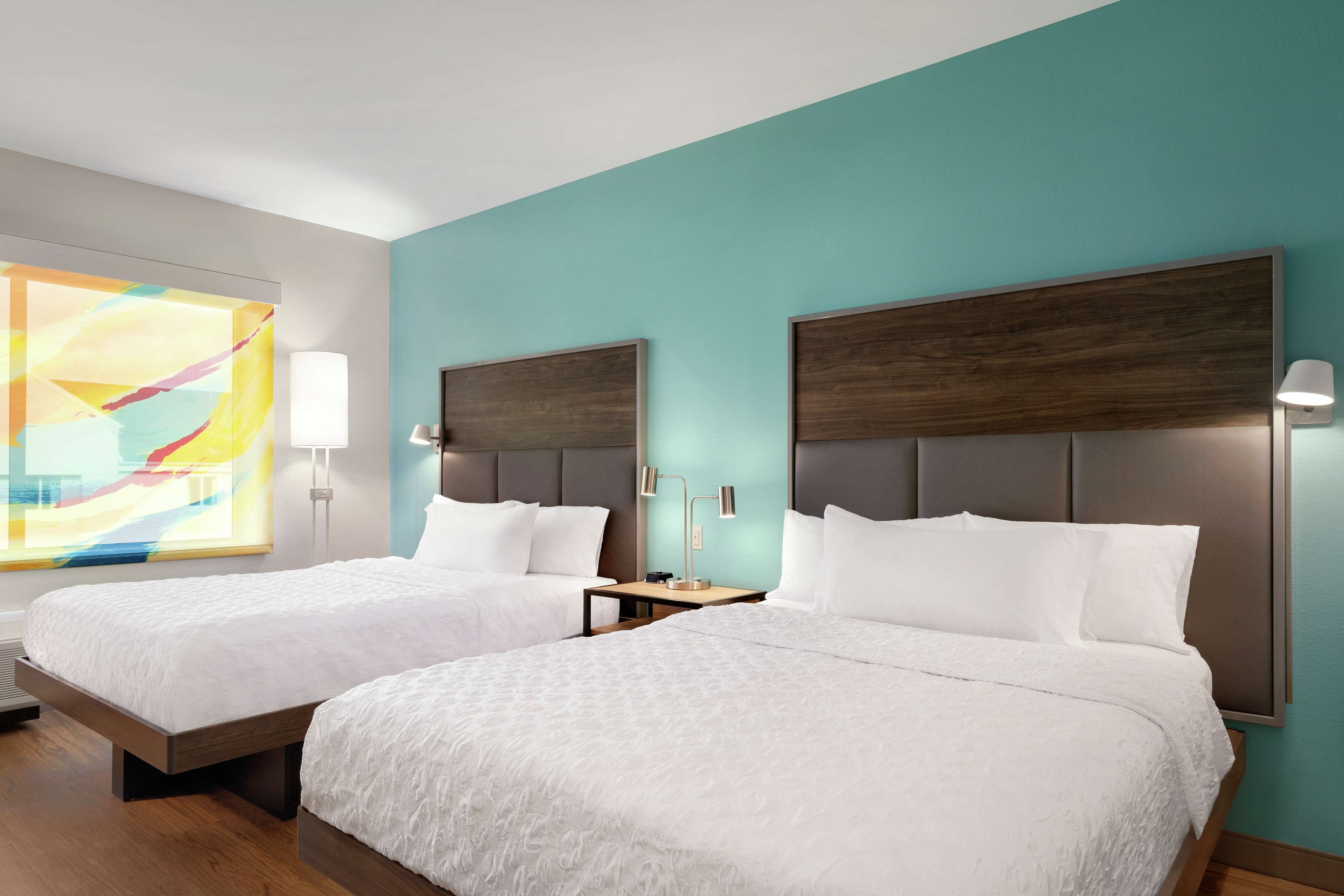 room, 2 queen beds | 1 bedroom, desk, laptop workspace, free wifi