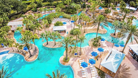 Outdoor pool, sun loungers, lifeguards on site