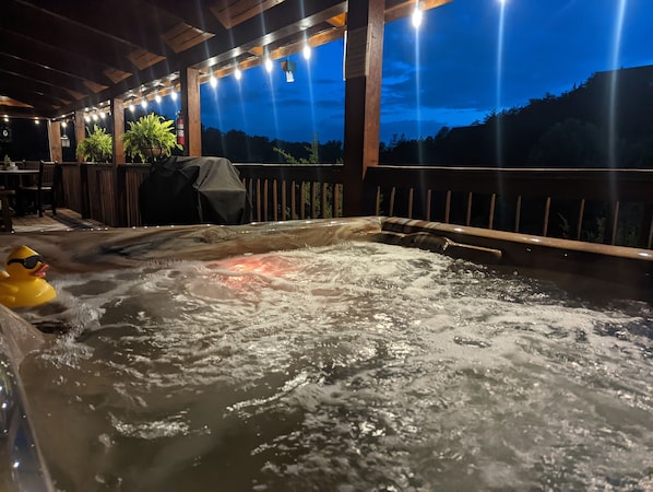 Baignoire à remous extérieure