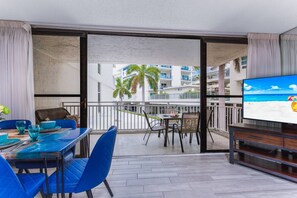 Interior - House of The Sun on Crescent Beach: Beachfront Bliss w/ Heated Pool, Tennis & Free VIP Perks Daily! (Sarasota)