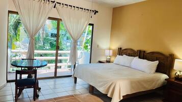 Junior Suite | Down comforters, individually decorated, individually furnished