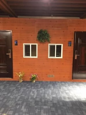 Exterior - Hotel BnB (Chicago)