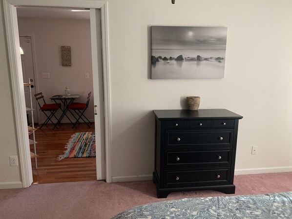 1 bedroom, WiFi, bed sheets, wheelchair access